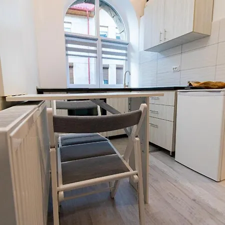 Appartamento Apro - Tiny House Experience In The Heart Of Old Town Braşov