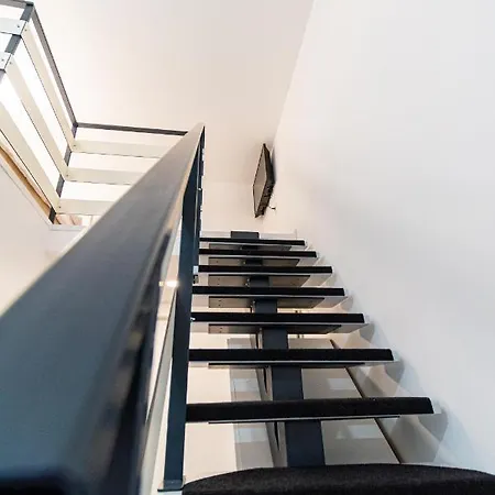 Apro - Tiny House Experience In The Heart Of Old Town