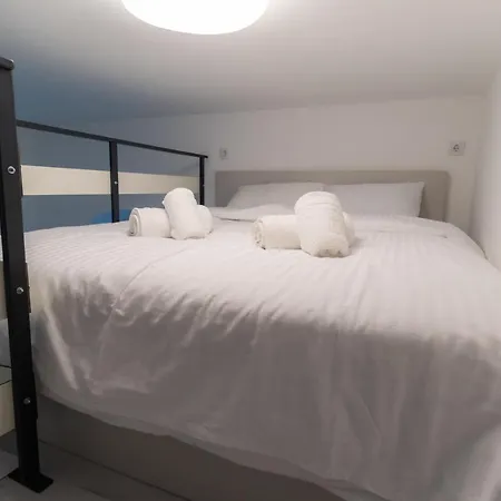 Appartamento Apro - Tiny House Experience In The Heart Of Old Town Braşov